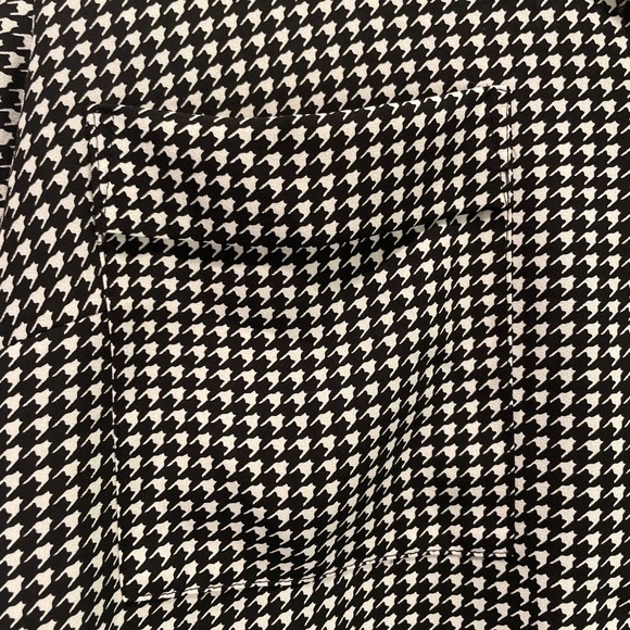 Apt 9 Black White Button Up Shirt Wrinkle Resistant Oversized Large - Picture 5 of 10